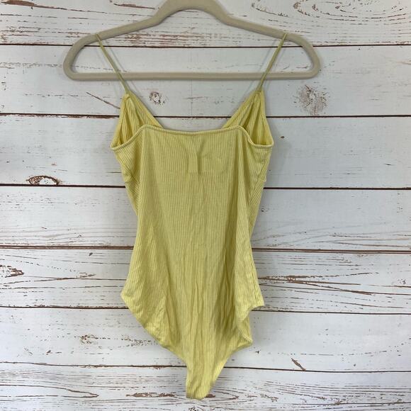 Windsor M Butter Yellow Ribbed Zip Front Thin Strap Vneck Camisole Bodysuit - Picture 4 of 6